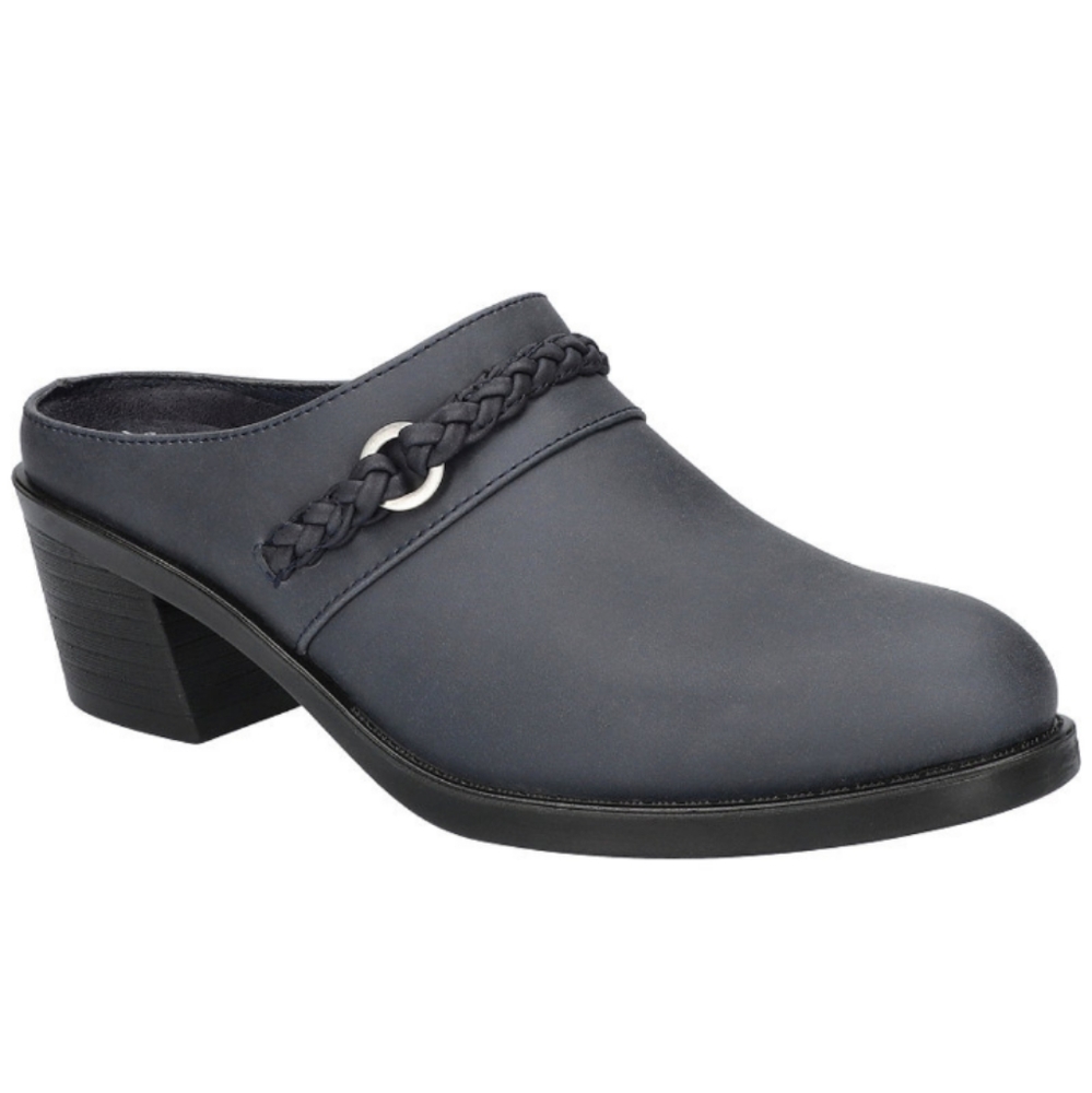 Easy Street Woman's Gilly Slip-on Mules     Size 8.5 Wide  NWT.   Black